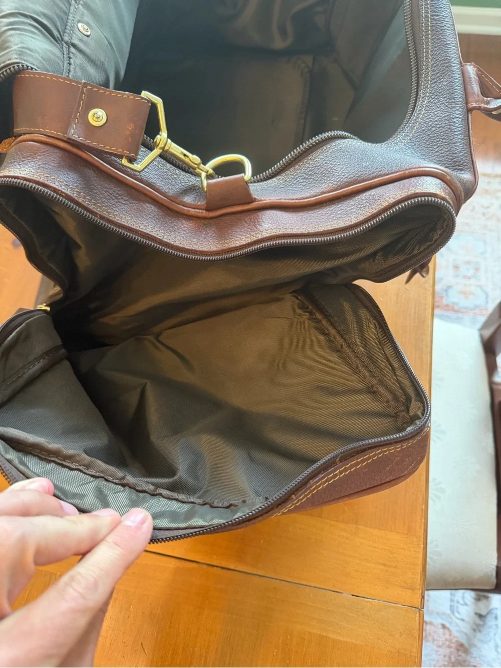 Orvis Vintage 100% Bullhide Leather XL Duffel Bag w Liner-AMAZING condition!!